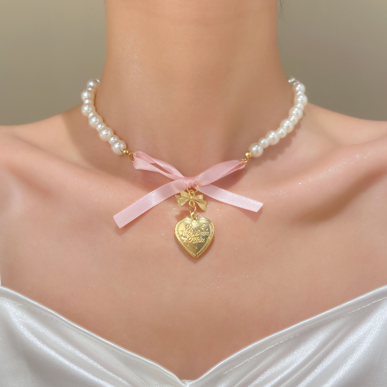 French Romantic Pink Bowknot H - Pearl Trim Chain review and price